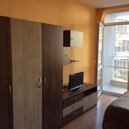 Marina Studio Бургас Екстериор снимка